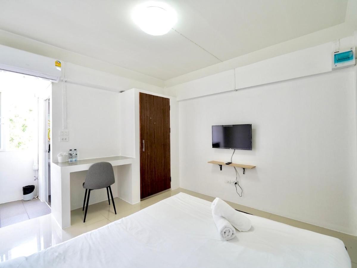 Roomquest Suvarnabhumi Ladkrabang 42 Bangkok Ngoại thất bức ảnh